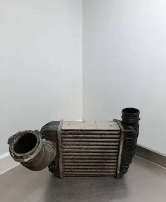 Audi A6 S6 C6 4F Intercooler radiator 4F0145805S