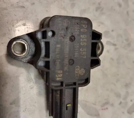 Audi A4 S4 B7 8E 8H Airbag deployment crash/impact sensor 8P0955557 241104