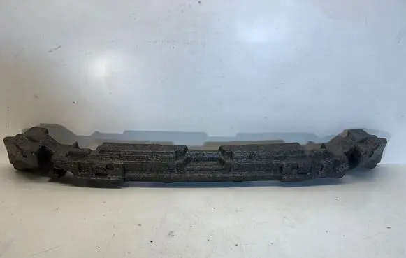 Front bumper foam support bar