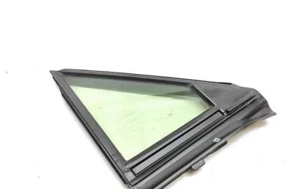 Toyota RAV 4 (XA50) Front door vent window glass four-door 43R00034