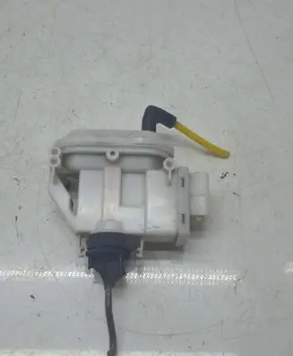 Volkswagen PASSAT B3 Central locking motor 357862153H