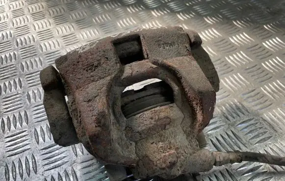Ford Mondeo MK IV Front brake caliper