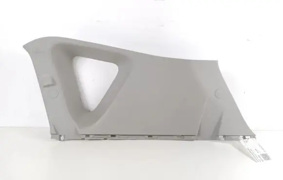 (D)pillar trim (top)