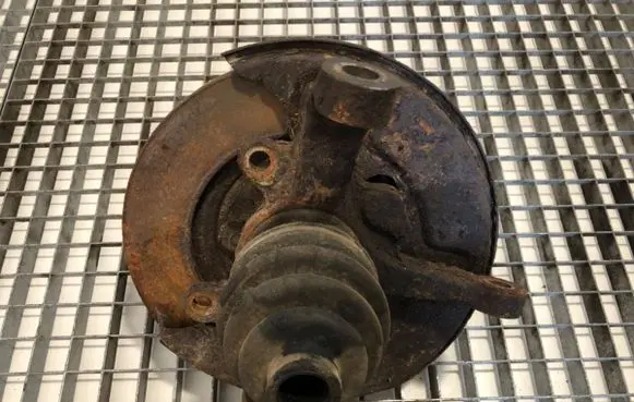 Opel Frontera A Front wheel hub spindle knuckle
