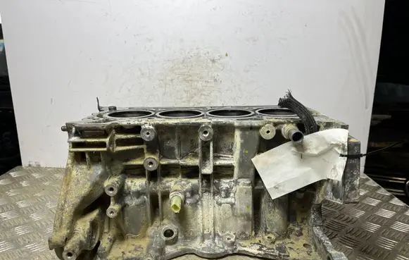Nissan Qashqai Engine block 
