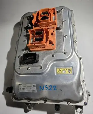BMW i3 Voltage converter inverter 8652056