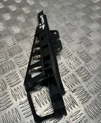 Jeep Compass Rear door window/glass frame C47539106
