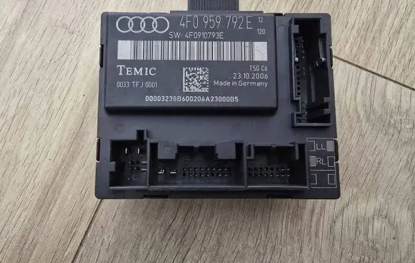 Audi A6 S6 C6 4F Door control unit/module 4F0959792E