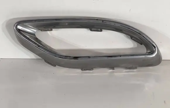Mercedes-Benz C W205 Muffler trim A2058852321 15361264