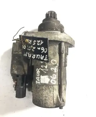 Volkswagen Touran I Starter motor 02M911023N