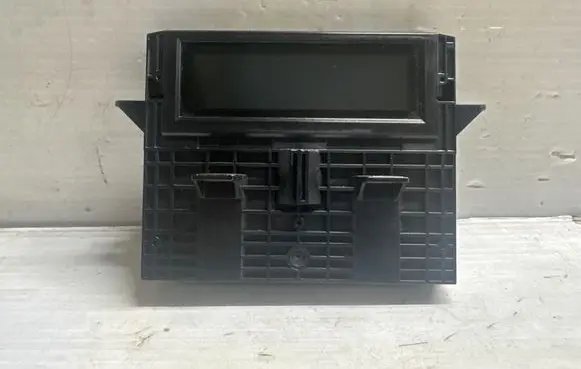 Volvo XC60 Screen/display/small screen 30772584 M8372100343 10W37E04