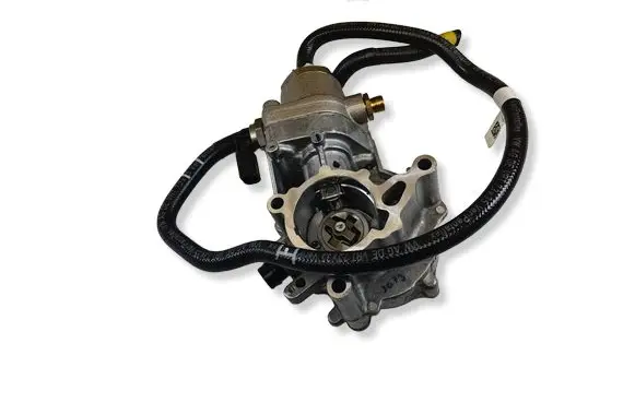 Volkswagen Golf VII Fuel injection high pressure pump 06L127027B 06L145100K