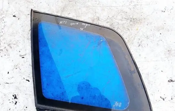 Mitsubishi Space Wagon Rear side window as2