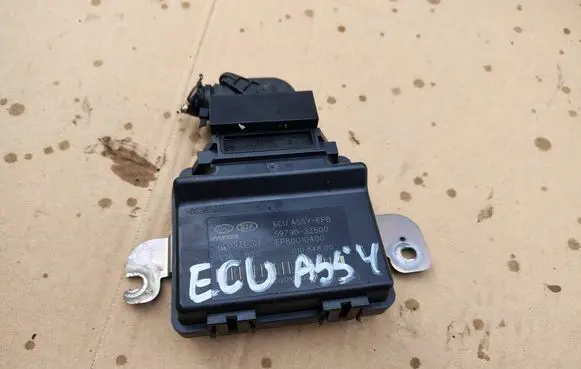 Hyundai i40 Central body control module 59790-3Z500
