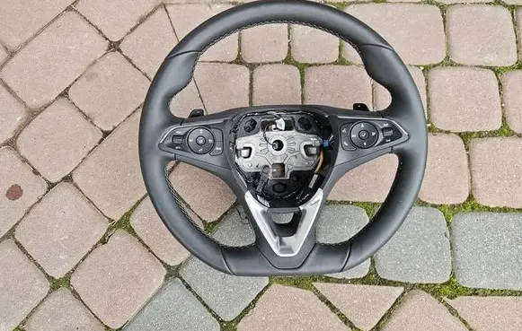 Opel Mokka B Steering wheel 