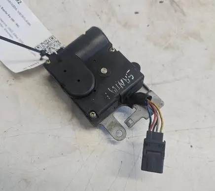 Hyundai Santa Fe Air flap motor/actuator KAMCO