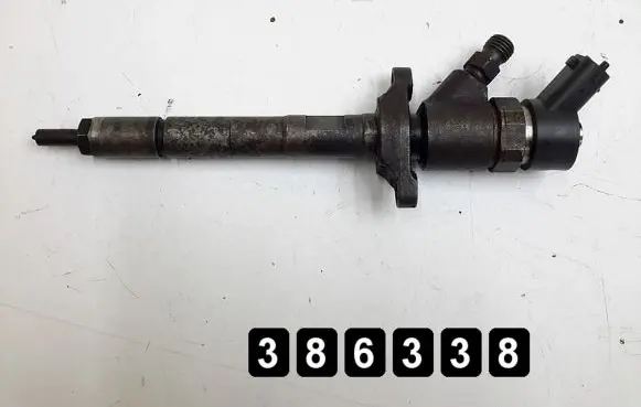 Volvo V50 Fuel injector 0445110188