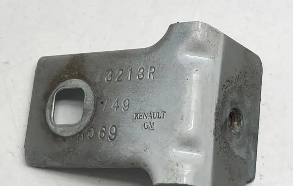Opel Vivaro Fender mounting bracket 3213R 6069