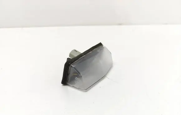 Toyota RAV 4 (XA40) Number plate light A045053