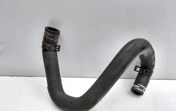 Mercedes-Benz S W221 Engine coolant pipe/hose A2218320423