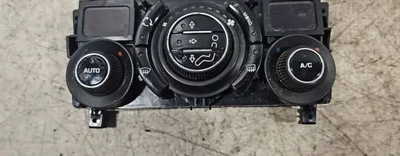 Citroen C3 Picasso Climate control unit 96711892XU E1061971
