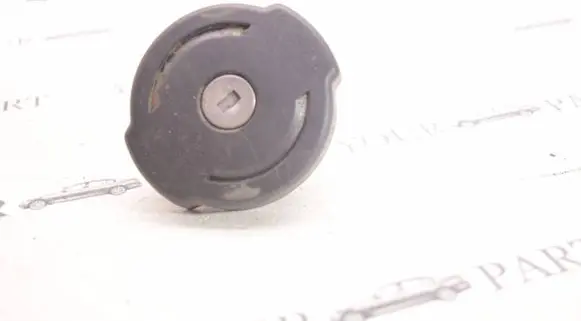 Citroen C4 I Fuel tank filler cap 4256500