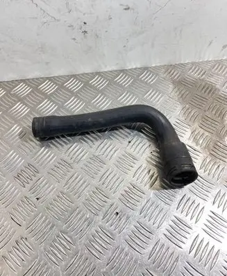 Volkswagen PASSAT B5 Engine coolant pipe/hose 8D0121101K