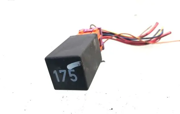 Volkswagen Sharan Other relay 3A0927181 61233005 175