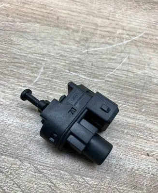 Ford Focus Brake pedal sensor switch 93BB13480BC