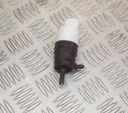 BMW 2 F22 F23 Windscreen/windshield washer pump 7298309
