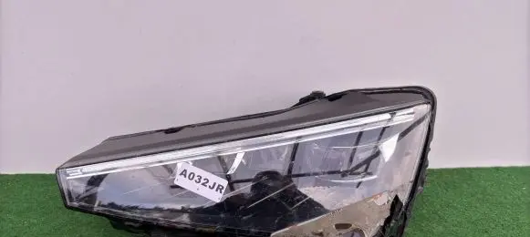 Skoda Scala Headlight/headlamp 657941015A
