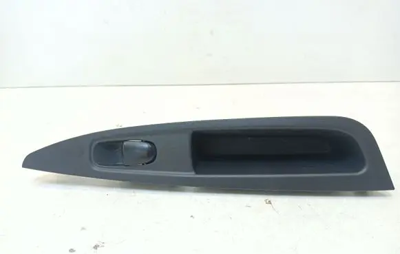 Nissan Qashqai Electric window control switch 829614EA0AX