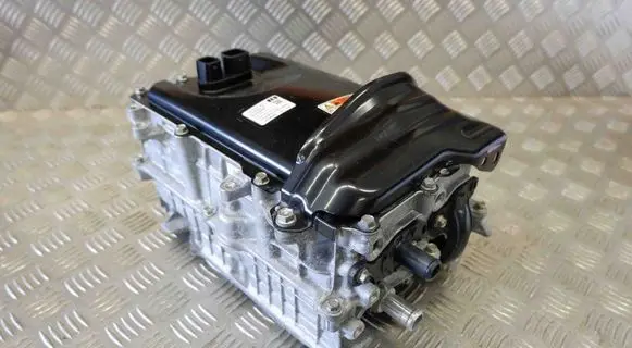 Toyota Yaris XP210 Voltage converter inverter G9200K0010