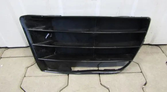 Volkswagen Scirocco Front bumper lower grill 1K8853950