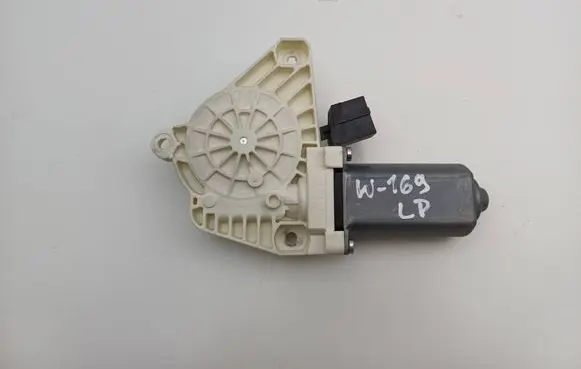 Mercedes-Benz A W169 Front door window regulator motor A1698204342