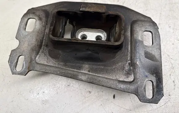 Peugeot 308 Gearbox mount 9812667680 9673768480 9807420980
