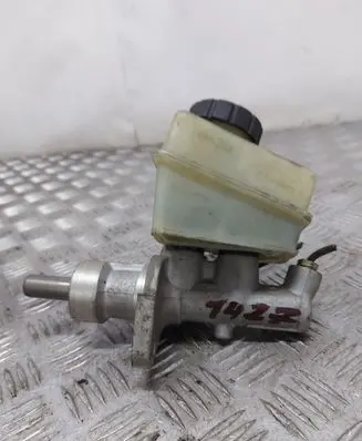 Mercedes-Benz C W202 Master brake cylinder 2024300002