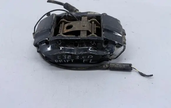 BMW 7 E38 Front brake caliper 20552401 34111163757