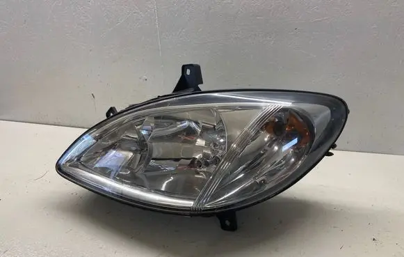 Mercedes-Benz Vito Viano W639 Headlight/headlamp