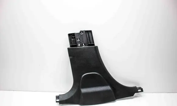 Chrysler 300C (B) pillar trim (bottom) 100017180