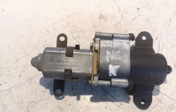Chrysler Grand Voyager IV Sliding door motor 