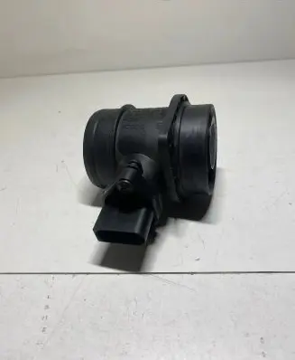 Volkswagen Golf V Mass air flow meter 038906461B 0281002531