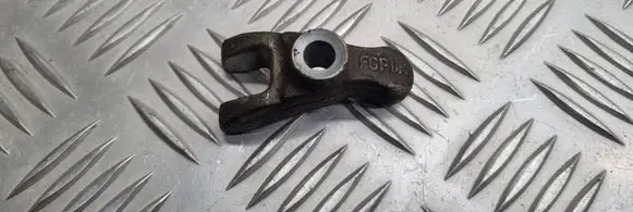 Opel Vectra C Fuel Injector clamp holder FGPB148