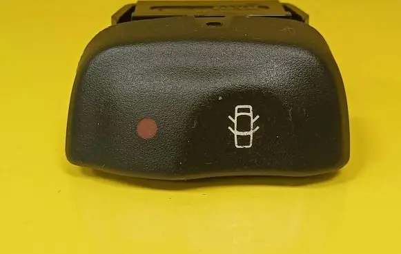 Renault Megane I Central locking switch button 841242B