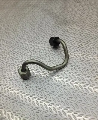 Fuel injector supply line/pipe