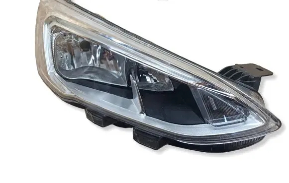 Ford Focus Headlight/headlamp JX7B13W029AE
