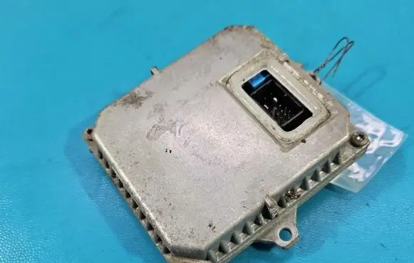 Ford Mondeo Mk III Headlight ballast module Xenon 1307329064 IMPRK1609703