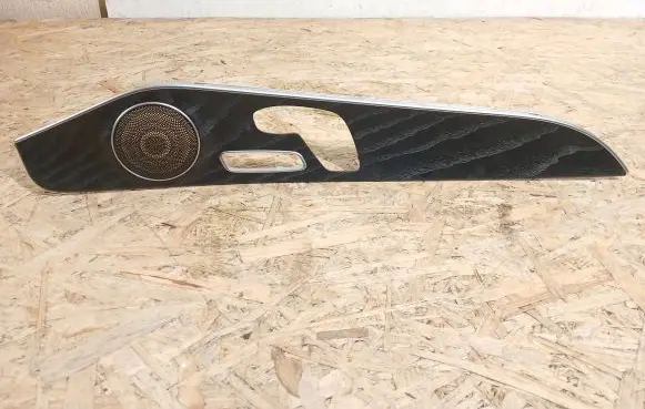 Mercedes-Benz GLC X253 C253 Front door glass trim molding A2057202780 2437769