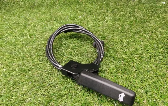 Engine bonnet (hood) release handle