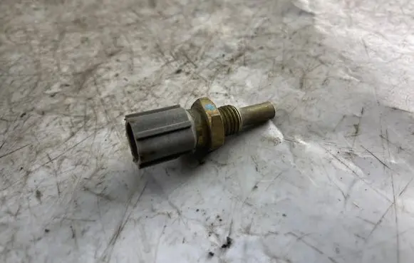 Coolant temperature sensor